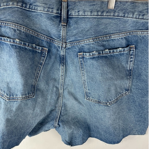 NWT: old navy High-Waisted Slouchy Straight Cut-Off Jean Shorts (22) - Picture 9 of 12